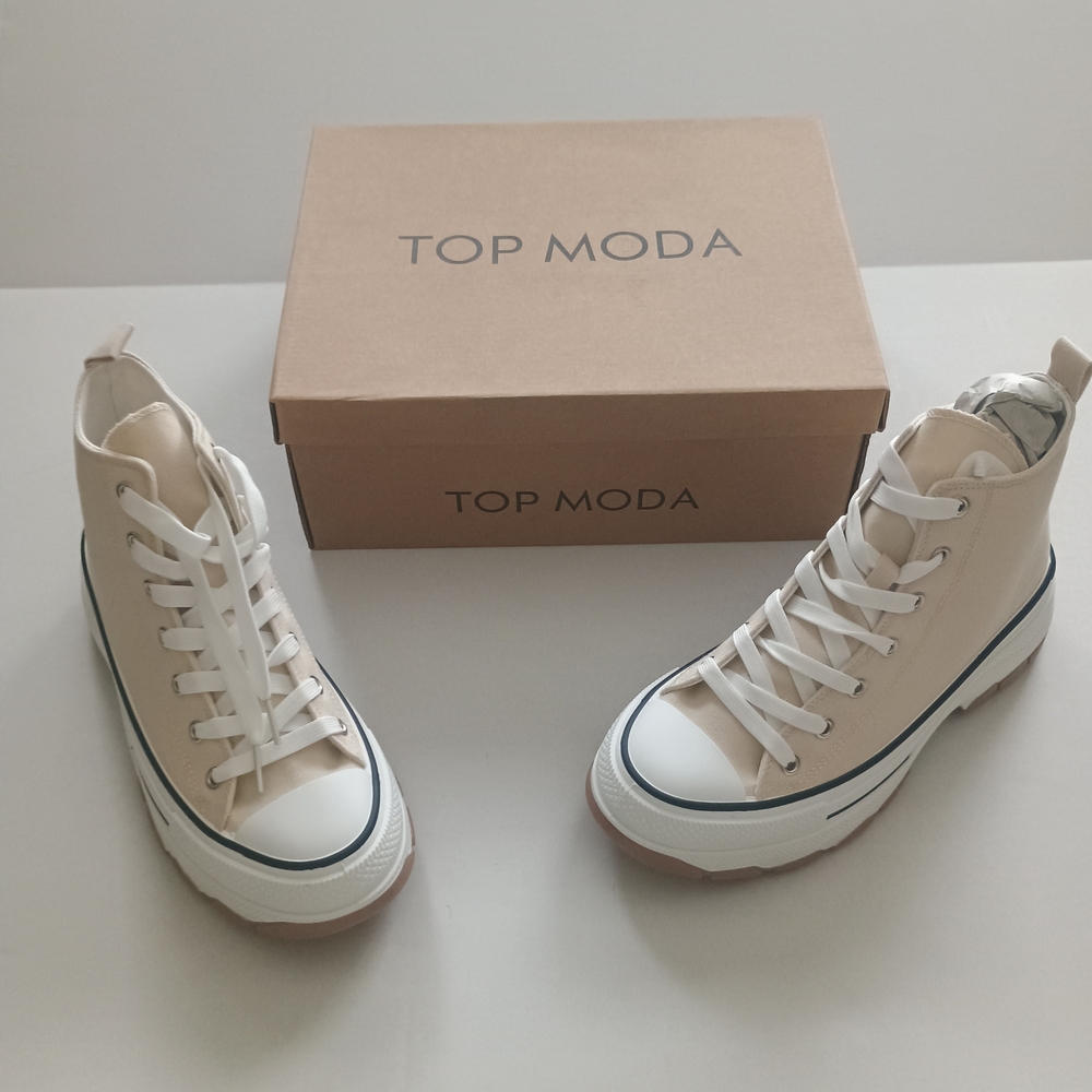 TOP Moda Cream High-Top Sneakers